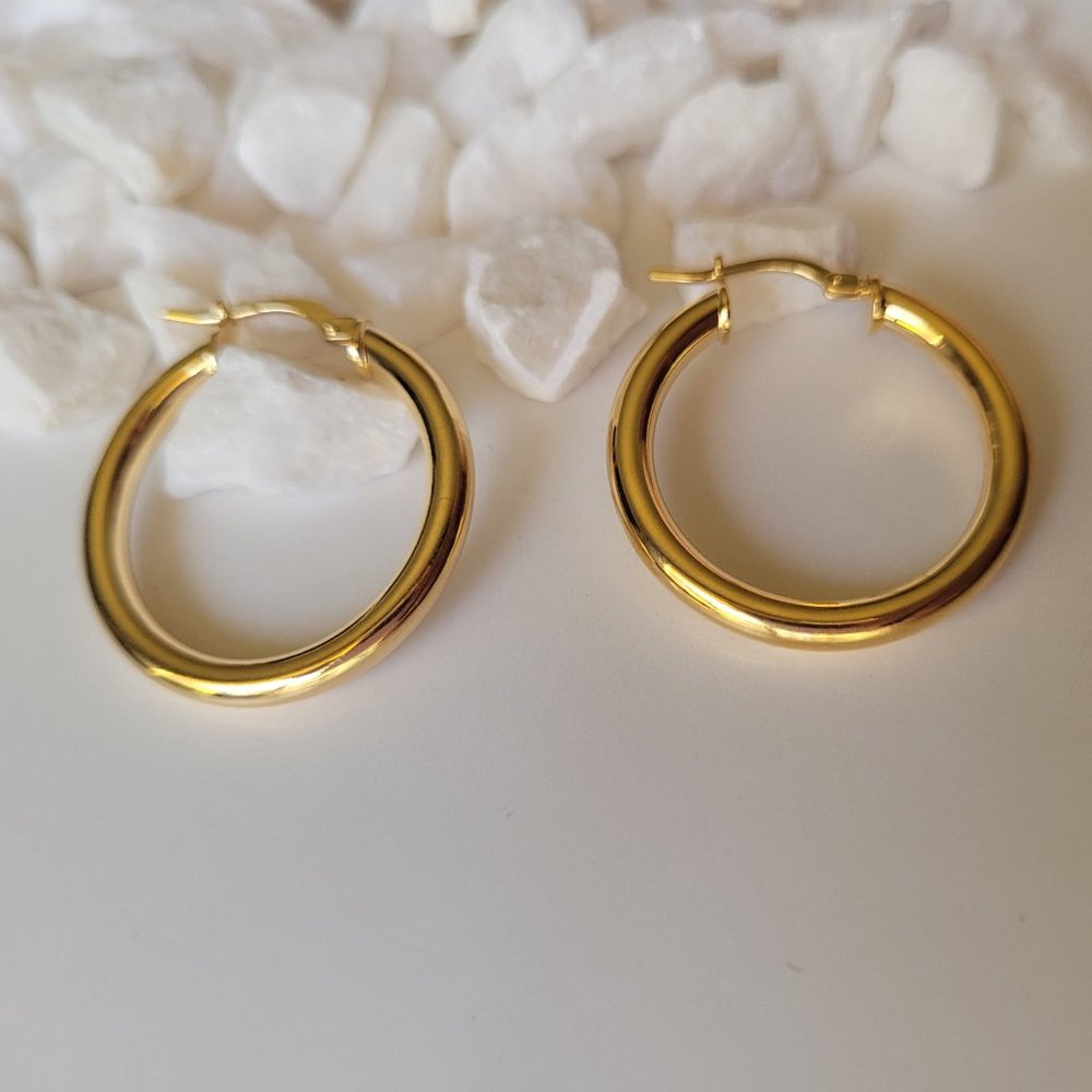 Italian-Made Hoop Earrings in 18K Gold Plated